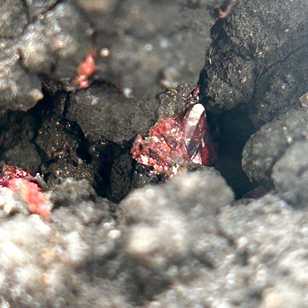 Proustite & Native Silver & Arsenic - Pöhla, Erzgebirge
