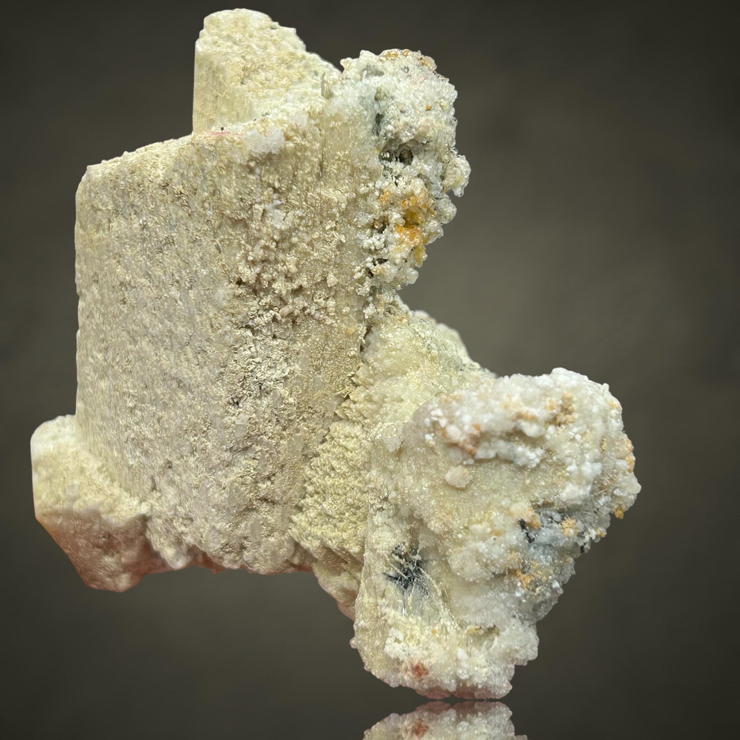 Hyalit/e & Feldspat/Feldspar
