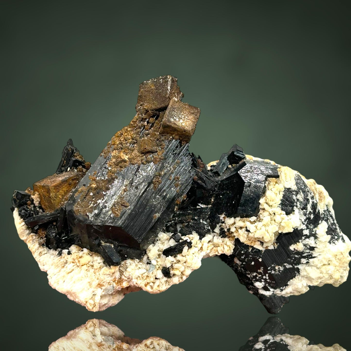Siderit/e, Schörl Turmalin/e, Aquamarin/e - Erongo, Namibia