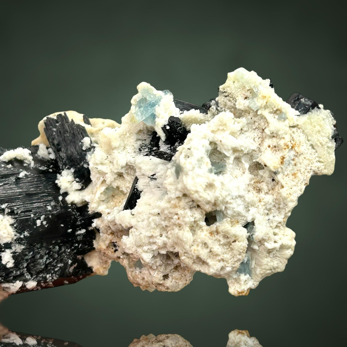 Siderit/e, Schörl Turmalin/e, Aquamarin/e - Erongo, Namibia