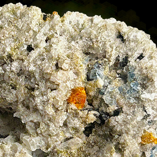 Titanite, Hauyne - Mendig, Eifel 🇩🇪