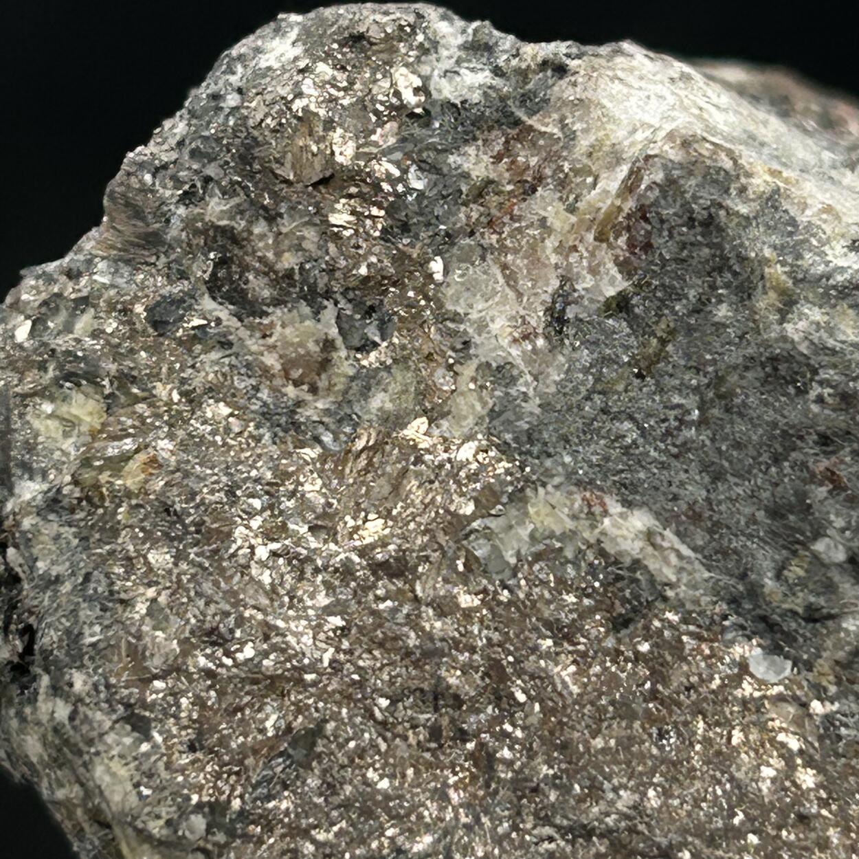 Native Bismuth - Hartenstein, Erzgebirge