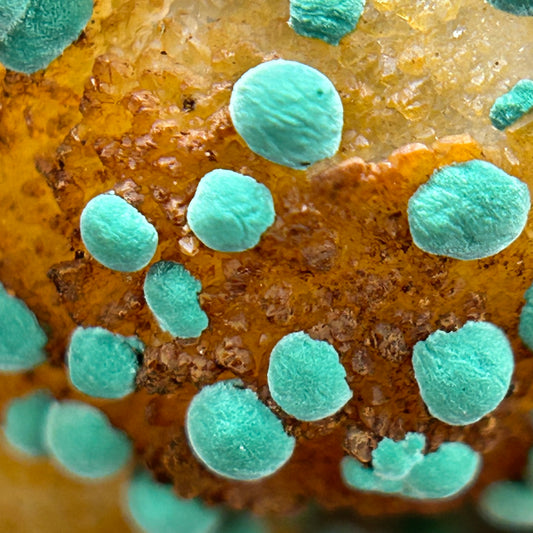 Malachit/e, Quarz - Grube Karlsglück, Veldenz