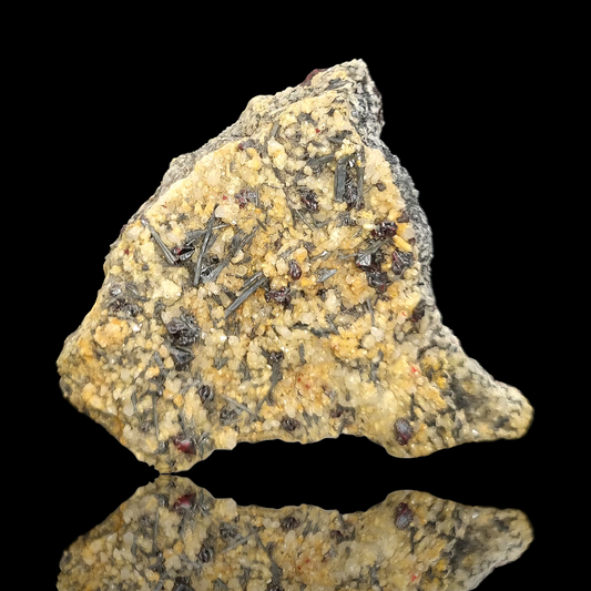 Cinnabarit/e & Stibnit/e - Nikitovka, Ukraine