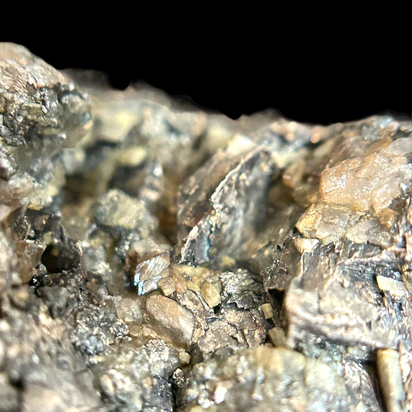 Native Bismut/ged. Wismut xx - Pöhla-Tellerhäuser Mine, Erzgebirge