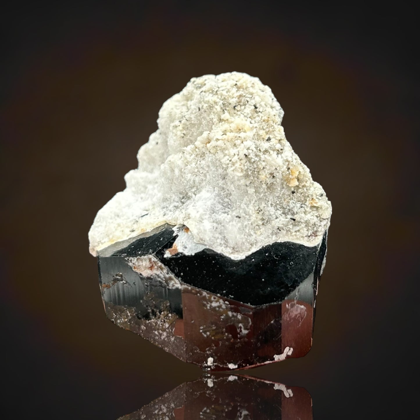 Hyalit/e & Schorl & Aquamarin/e - Erongo, Namibia