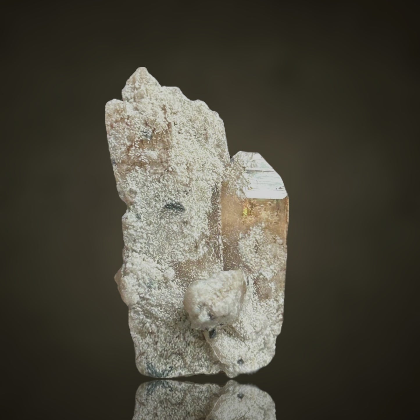 Topaz, Rhyolite - Maynard Claim, Utah, USA