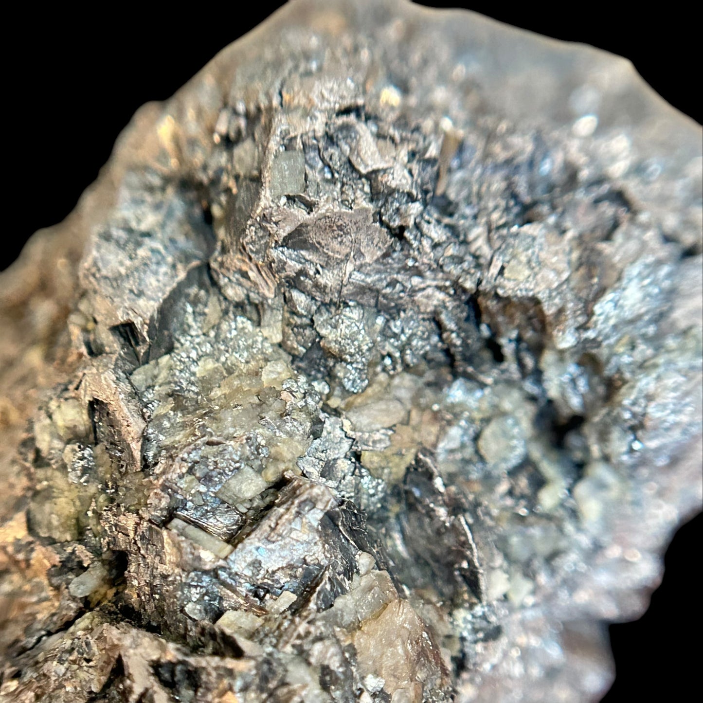 Native Bismut/ged. Wismut xx - Pöhla-Tellerhäuser Mine, Erzgebirge