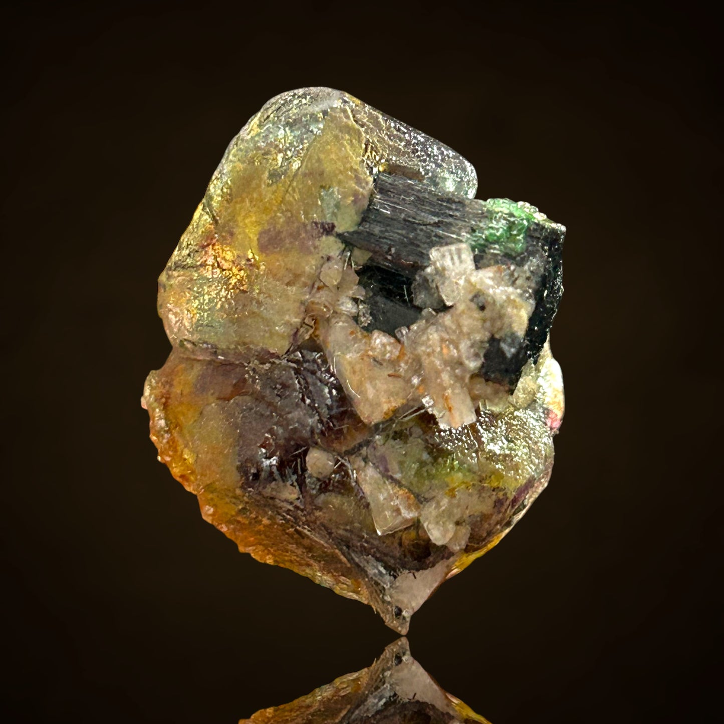 Hyalit/e, Fluorit/e, Beryll, Tourmaline - Erongo