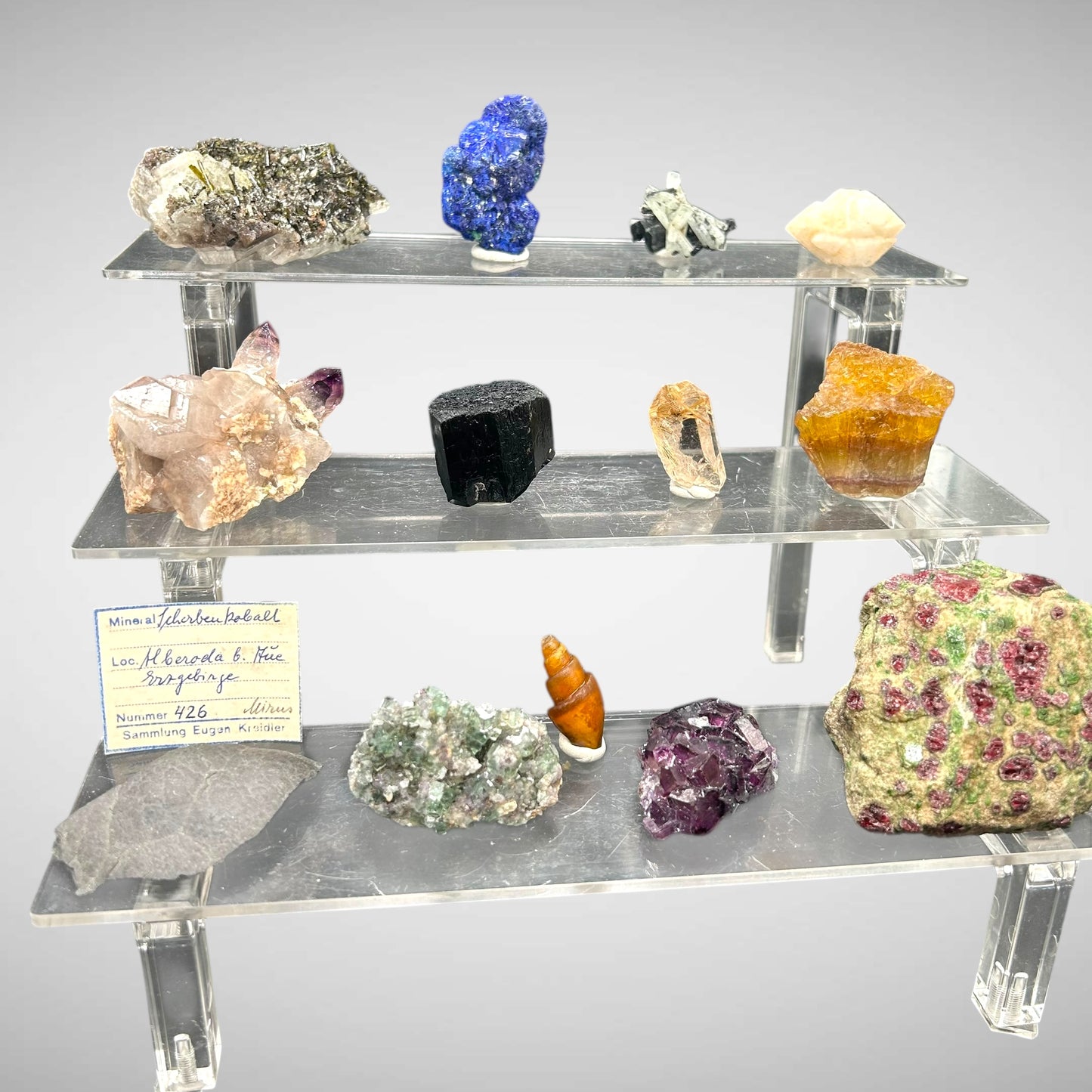 Mineral collection worldwide
