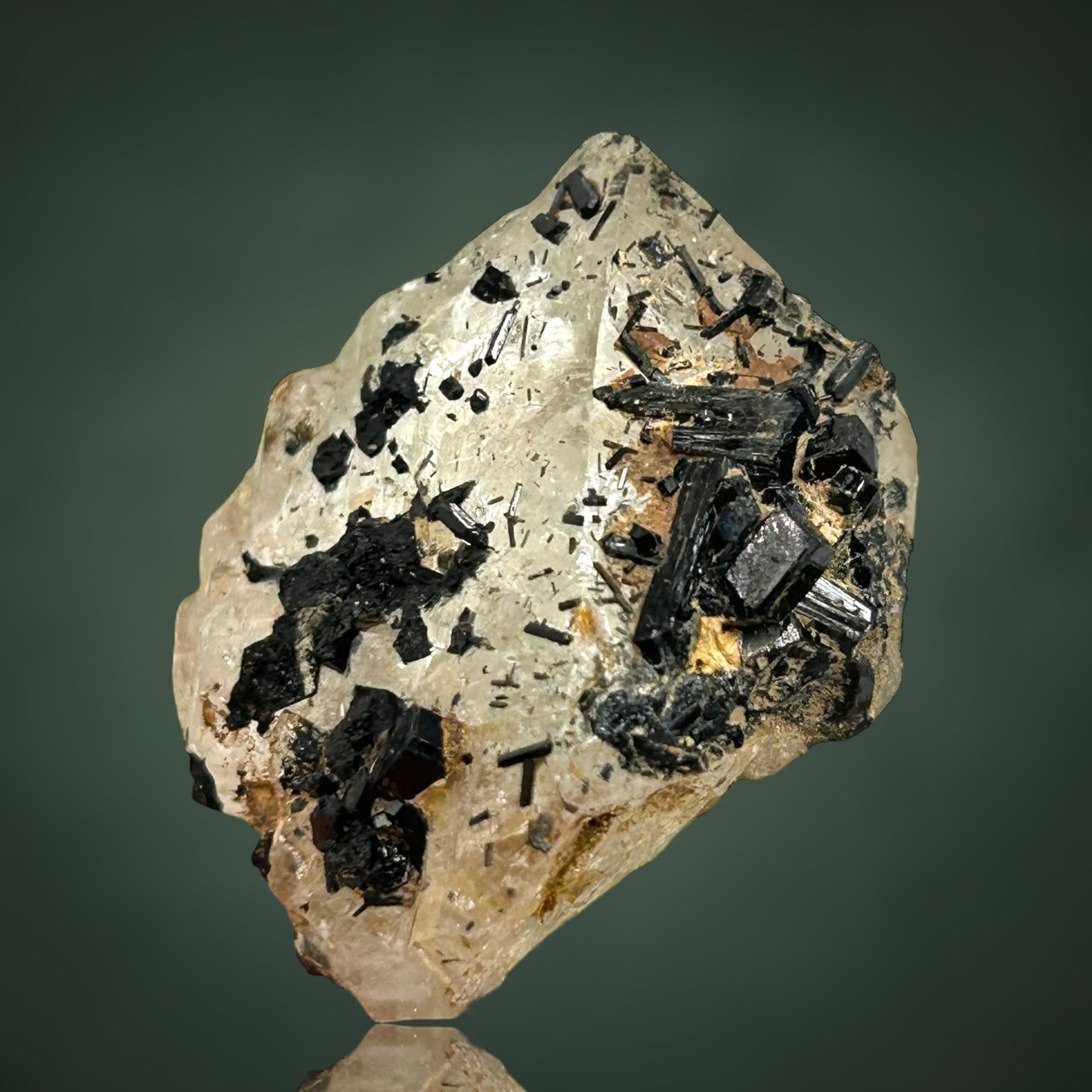 Schorl & Topas/z - Erongo, Namibia