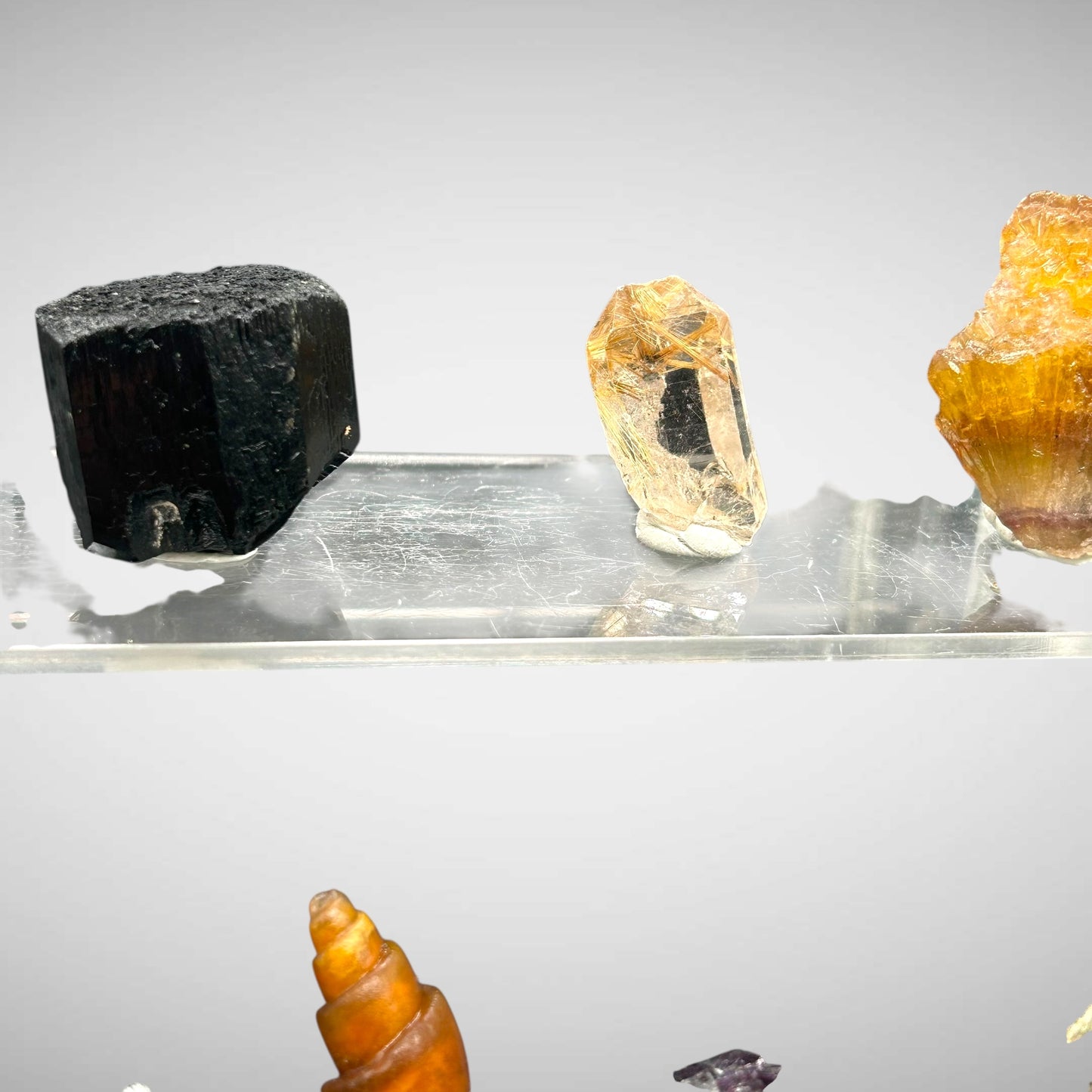 Mineral collection worldwide