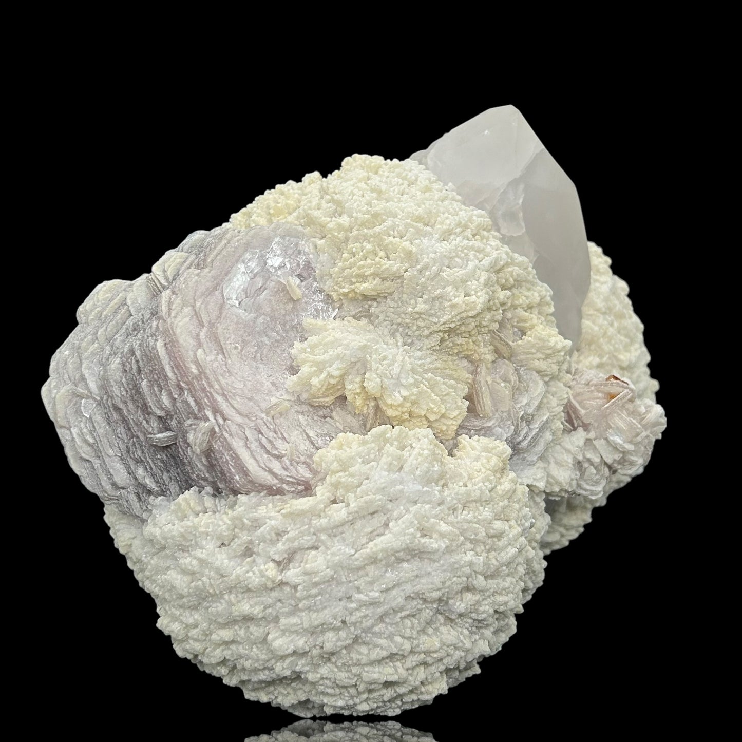 Fluornatromicrolit/e, Lepidolit/e, Quarz - Shigar Valley, Pakistan