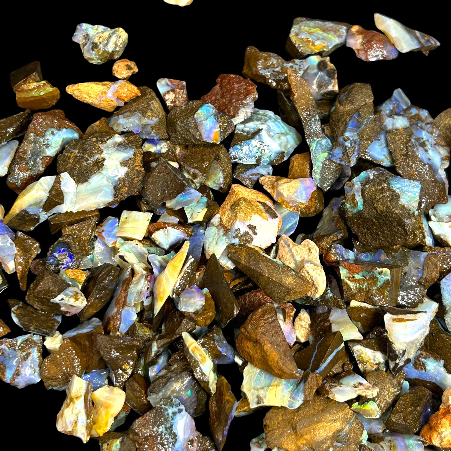 Flashy Boulder Opal 10 gr - Australien