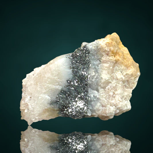 Gediegen/native Tellur - Kawazu Mine, Japan