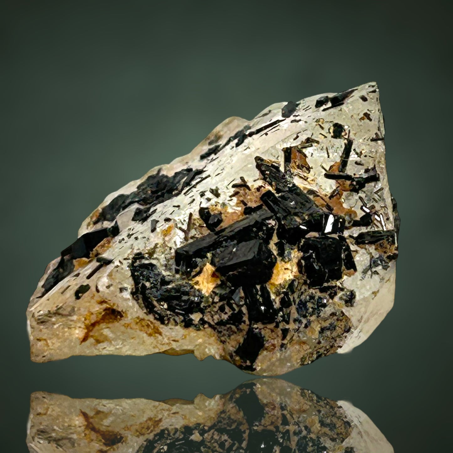 Schorl & Topas/z - Erongo, Namibia