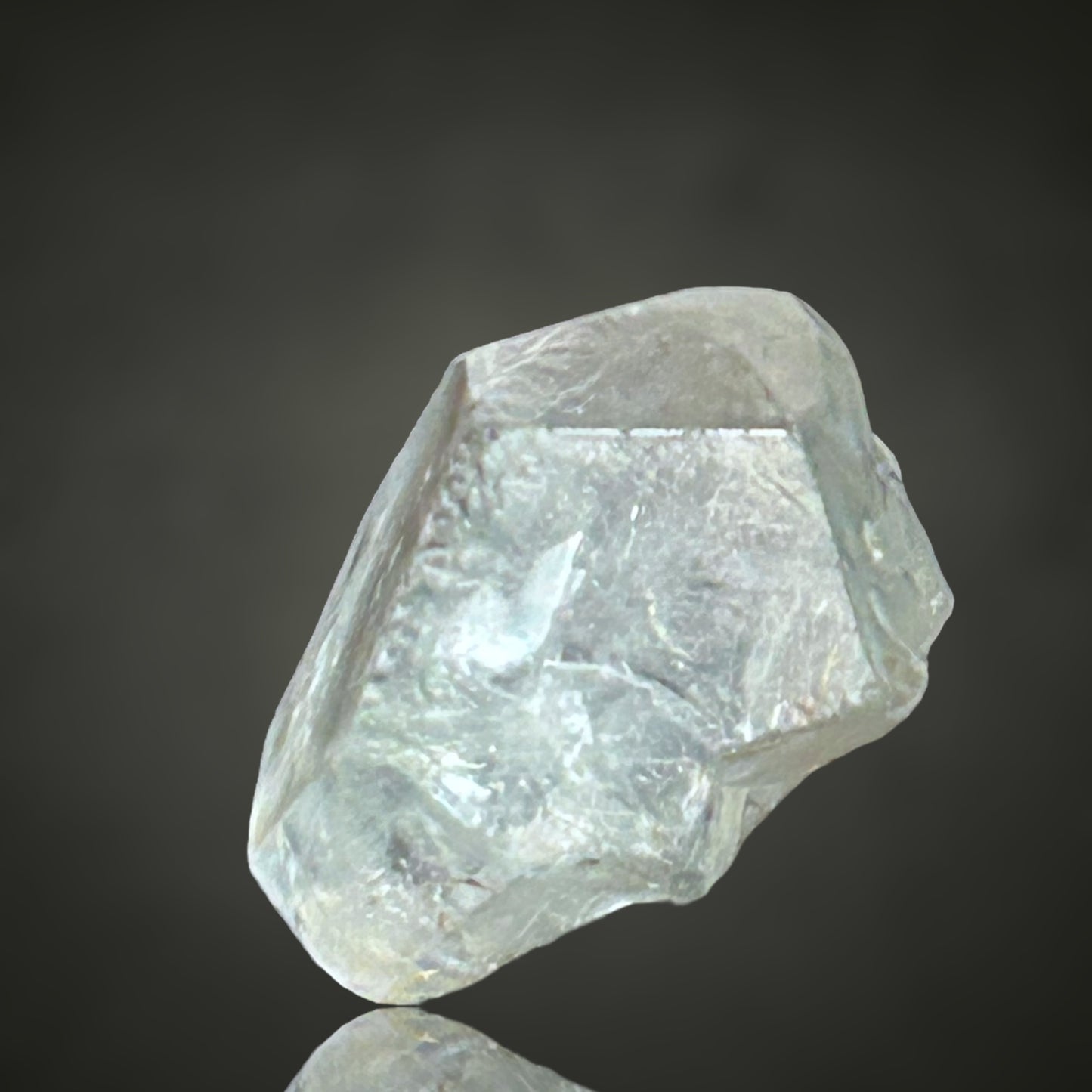 Topaz - Virgem da Lapa, Brazil