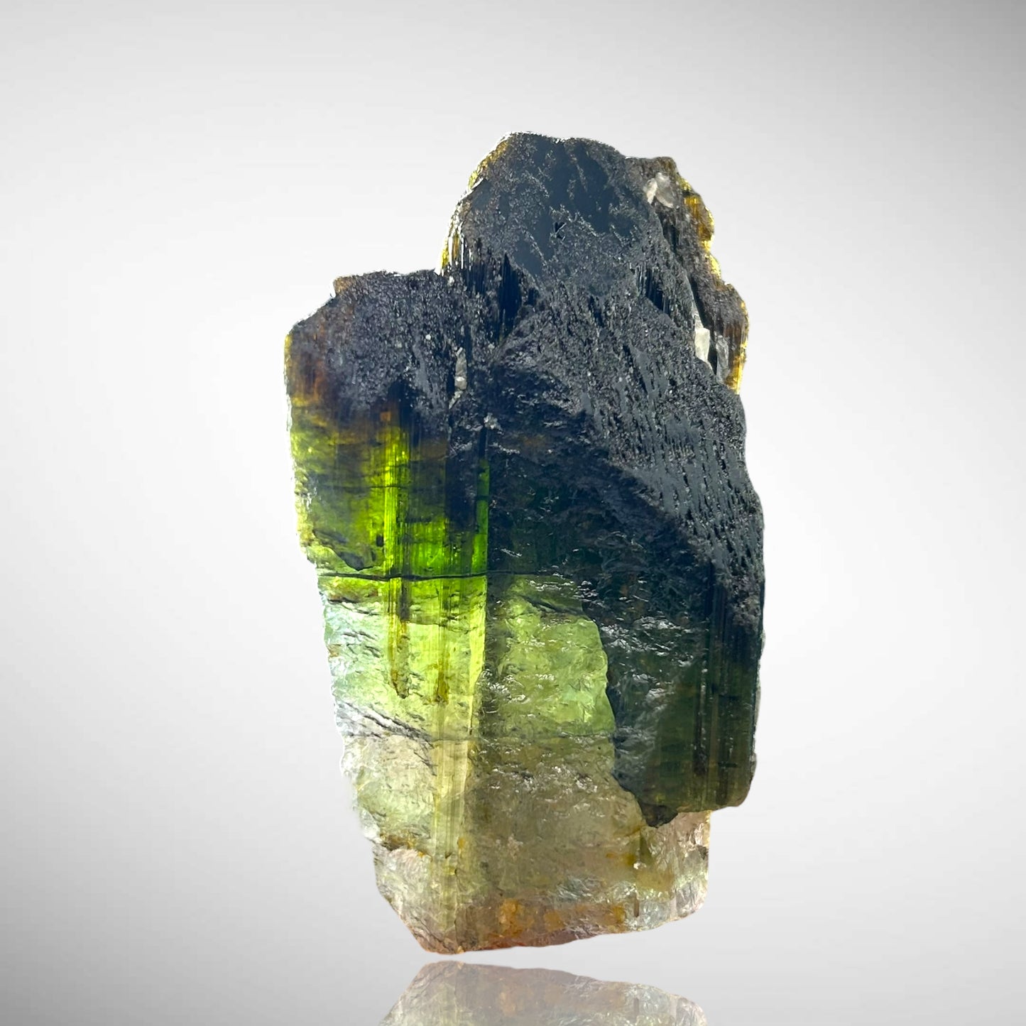 Elbaite - Virgem da Lapa, Brazil