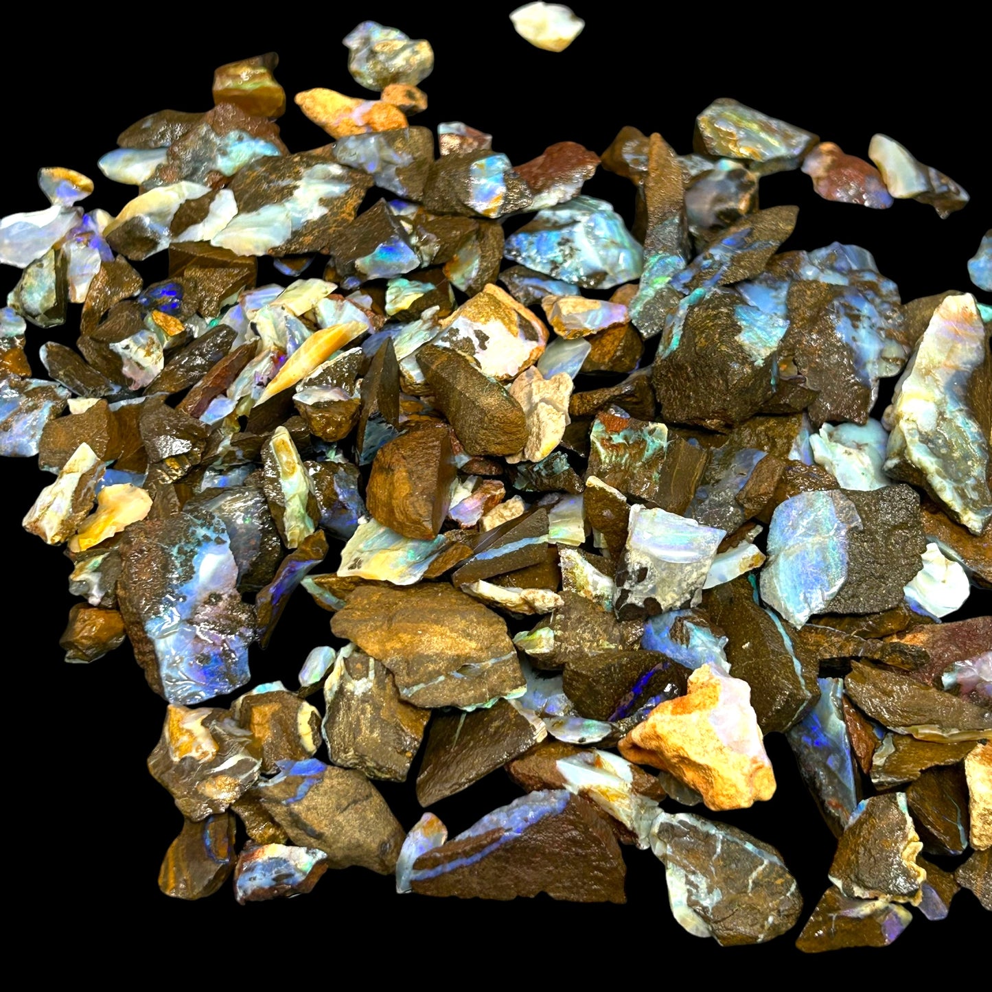 Flashy Boulder Opal 10 gr - Australien