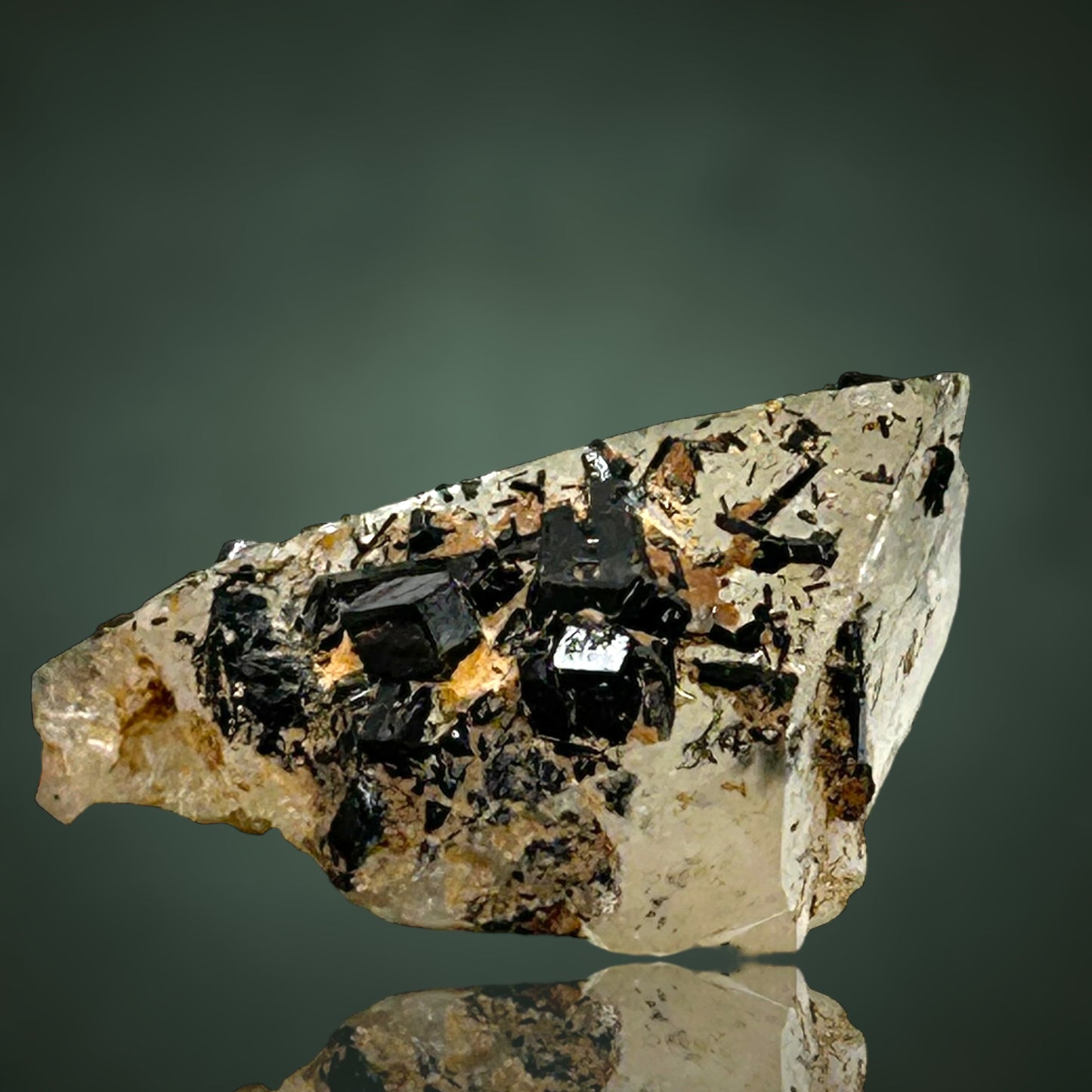 Schorl & Topas/z - Erongo, Namibia