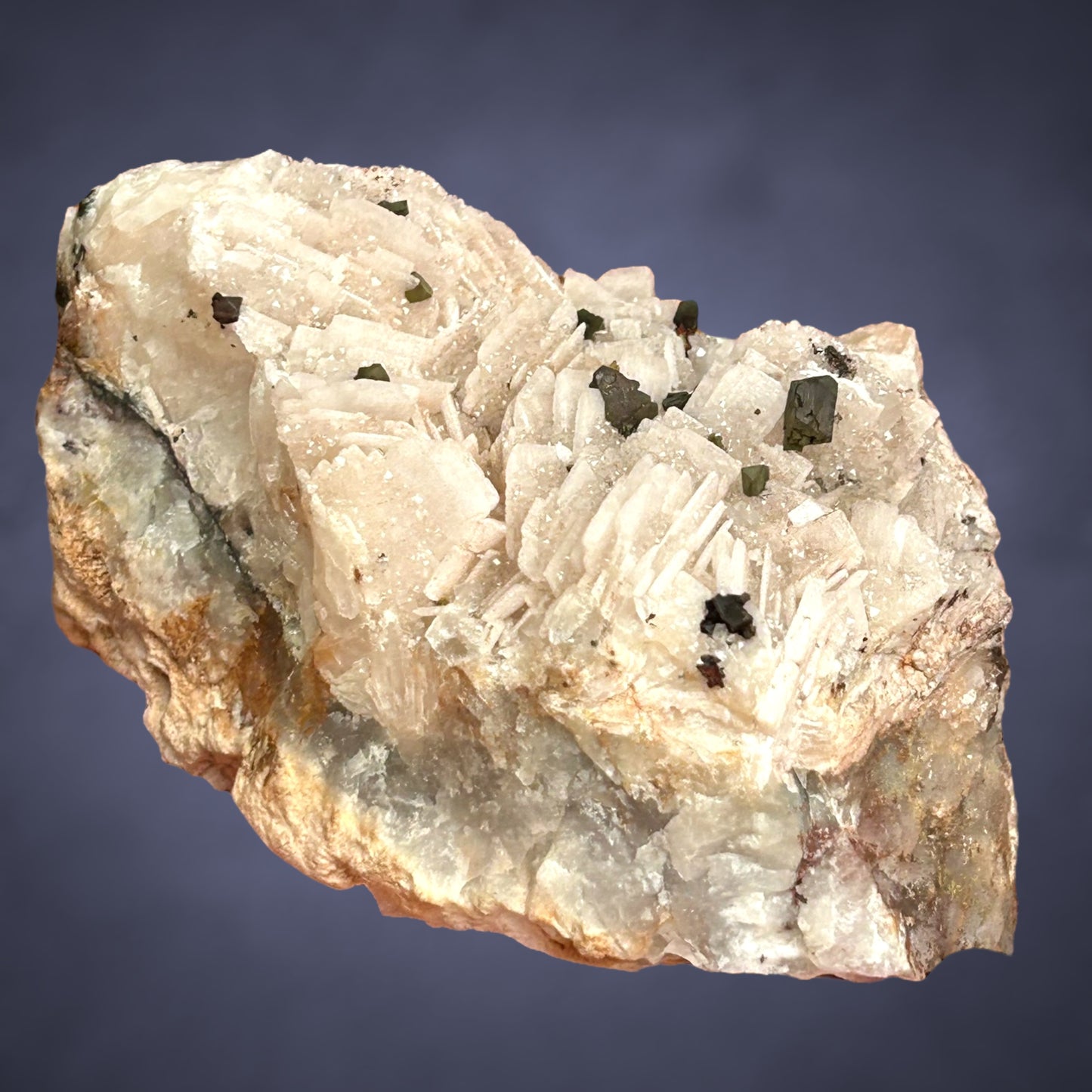 Fluorit/e, Baryt/e, Chalcopyrit/e - Clara mine, Schwarzwald, Germany