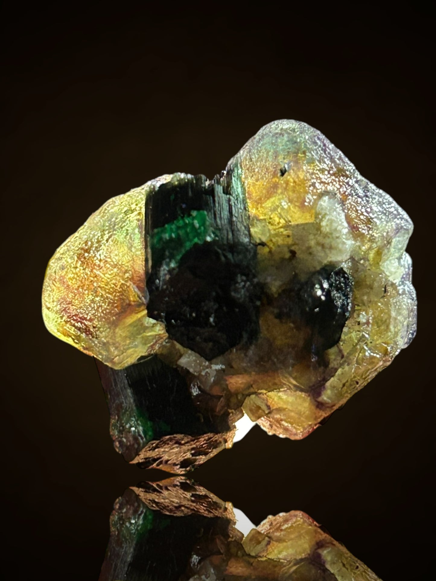 Hyalit/e, Fluorit/e, Beryll, Tourmaline - Erongo