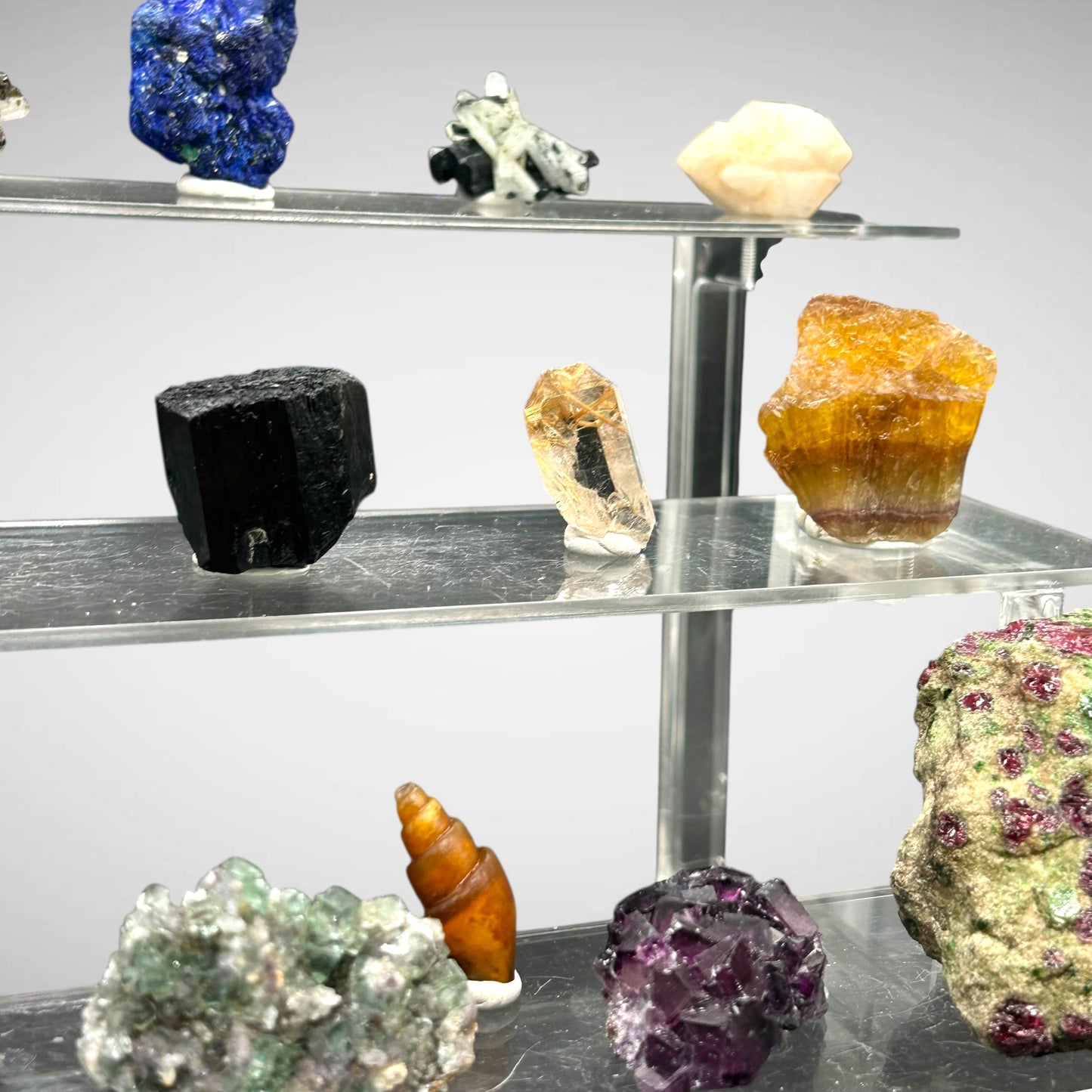 Mineral collection worldwide
