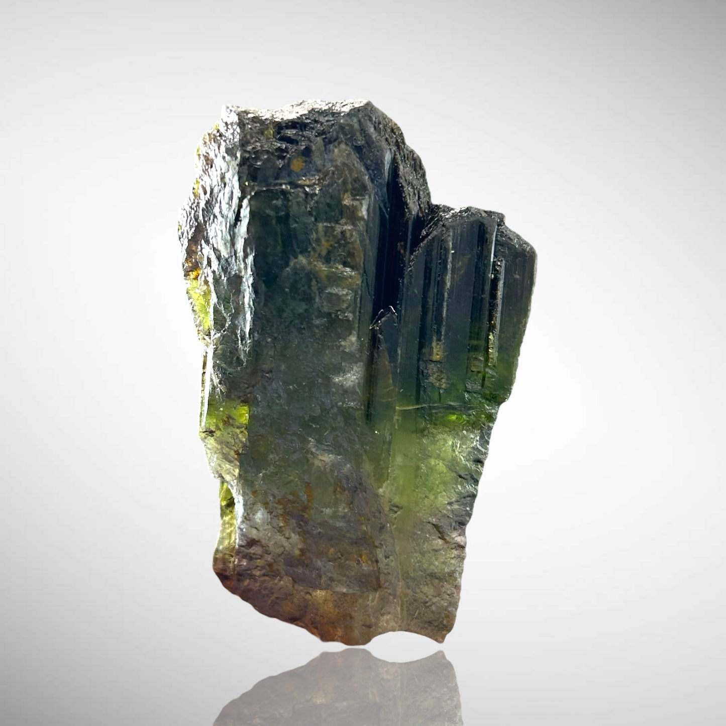 Elbaite - Virgem da Lapa, Brazil