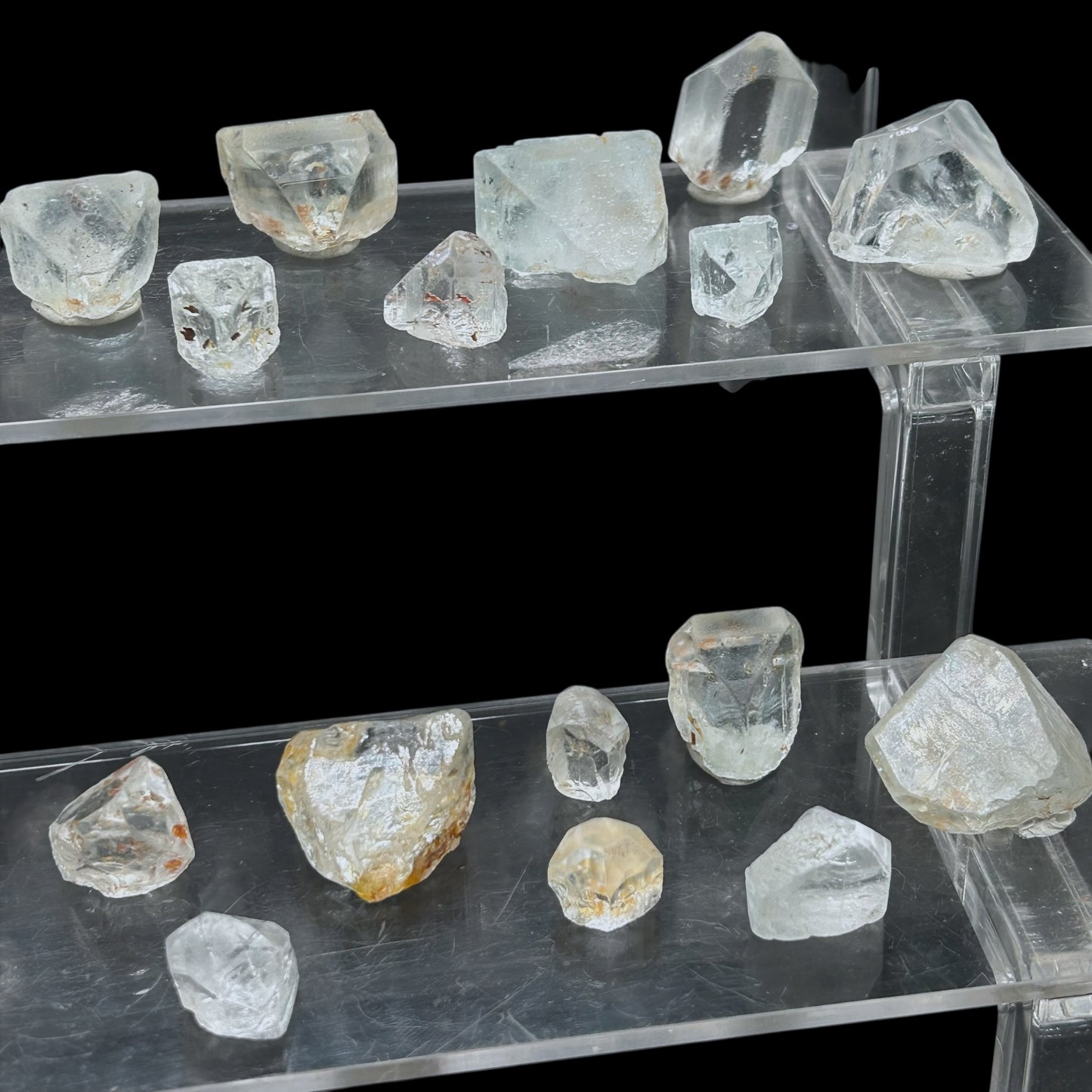 44x Topaz - Virgem da Lapa, Brazil