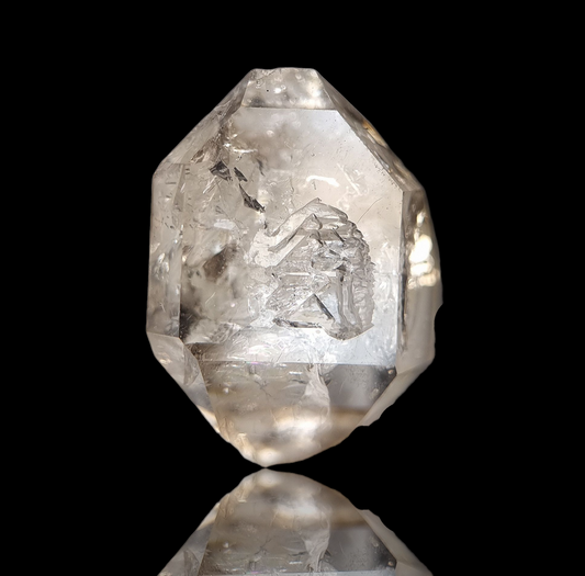 Schaumburger Diamant mit Einschlüssen/Schaumburg diamond with inclusions - Schaumburg