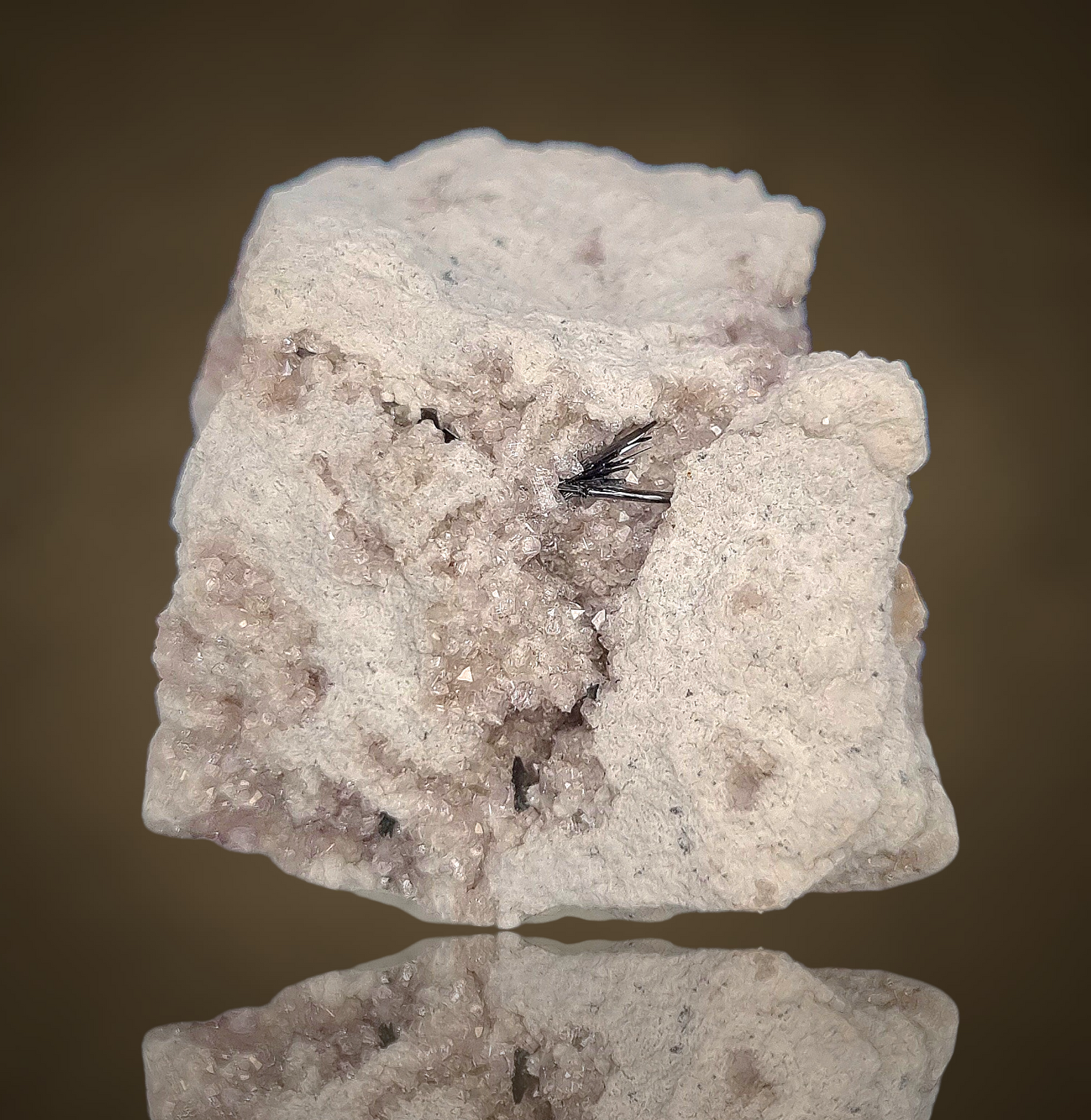 Pseudobrookit & Topas - Thomas Range