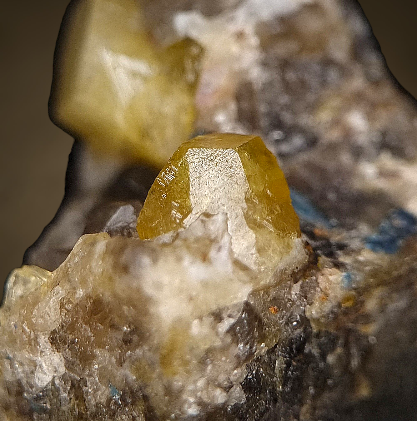 Londonite - Antsongombato, Madagascar