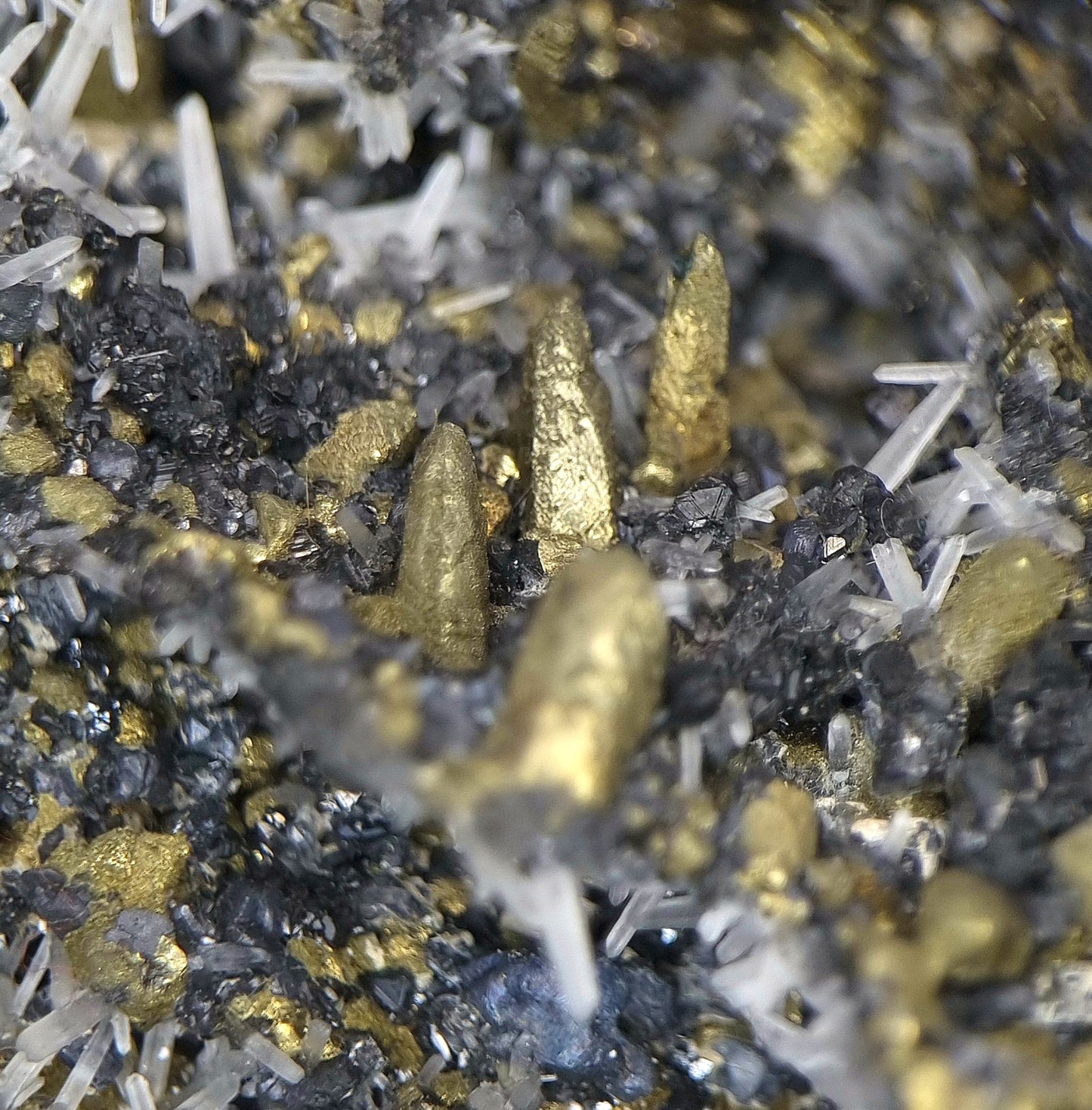 Chalcopyrite - Madan, Bulgaria
