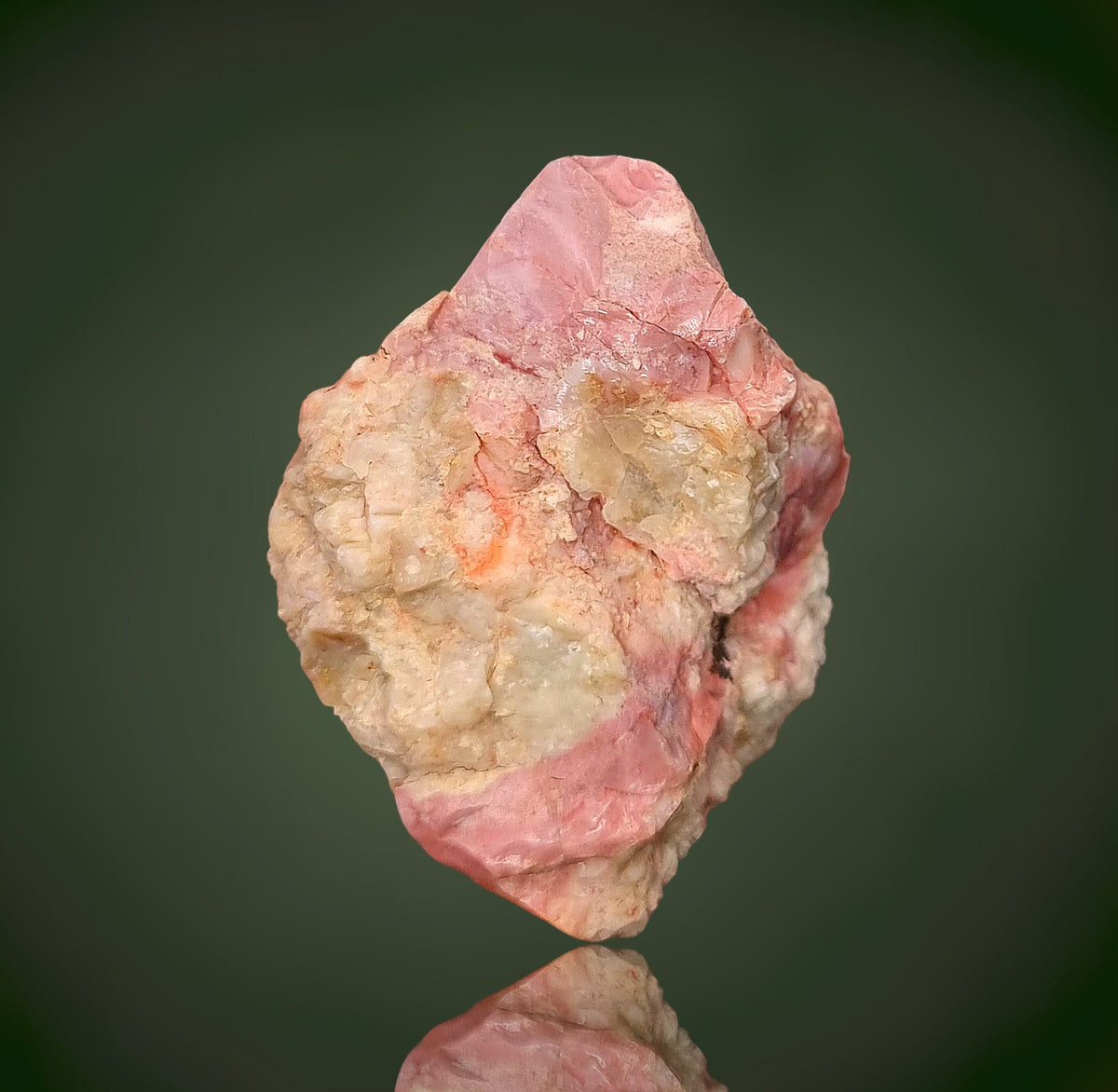 Opal, Cinnabar - Glass Butte, Oregon