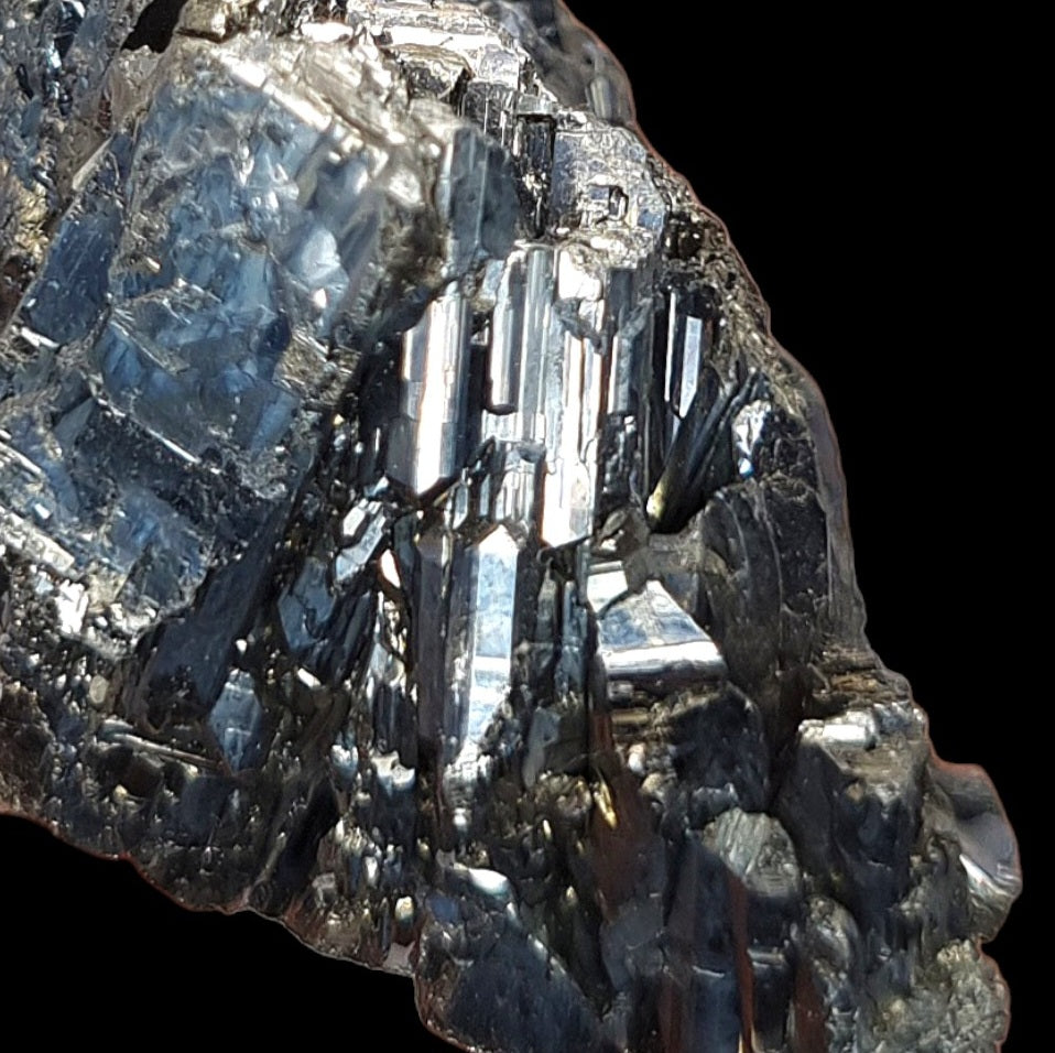 Stibnite - Hillgrove, Australia