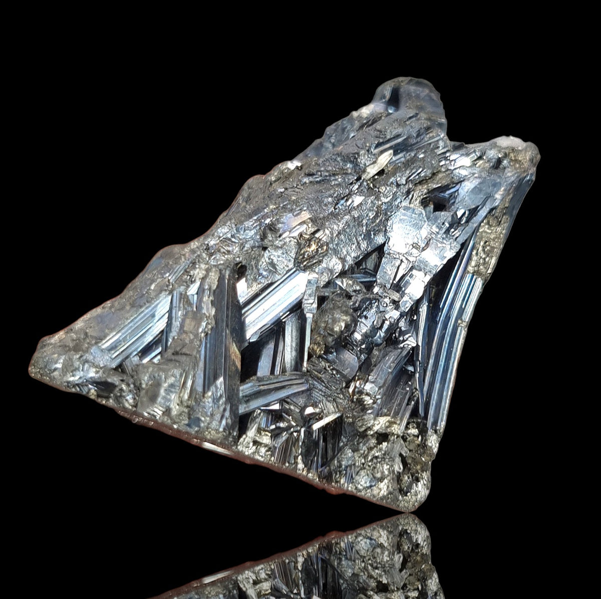 Stibnite - Hillgrove, Australia