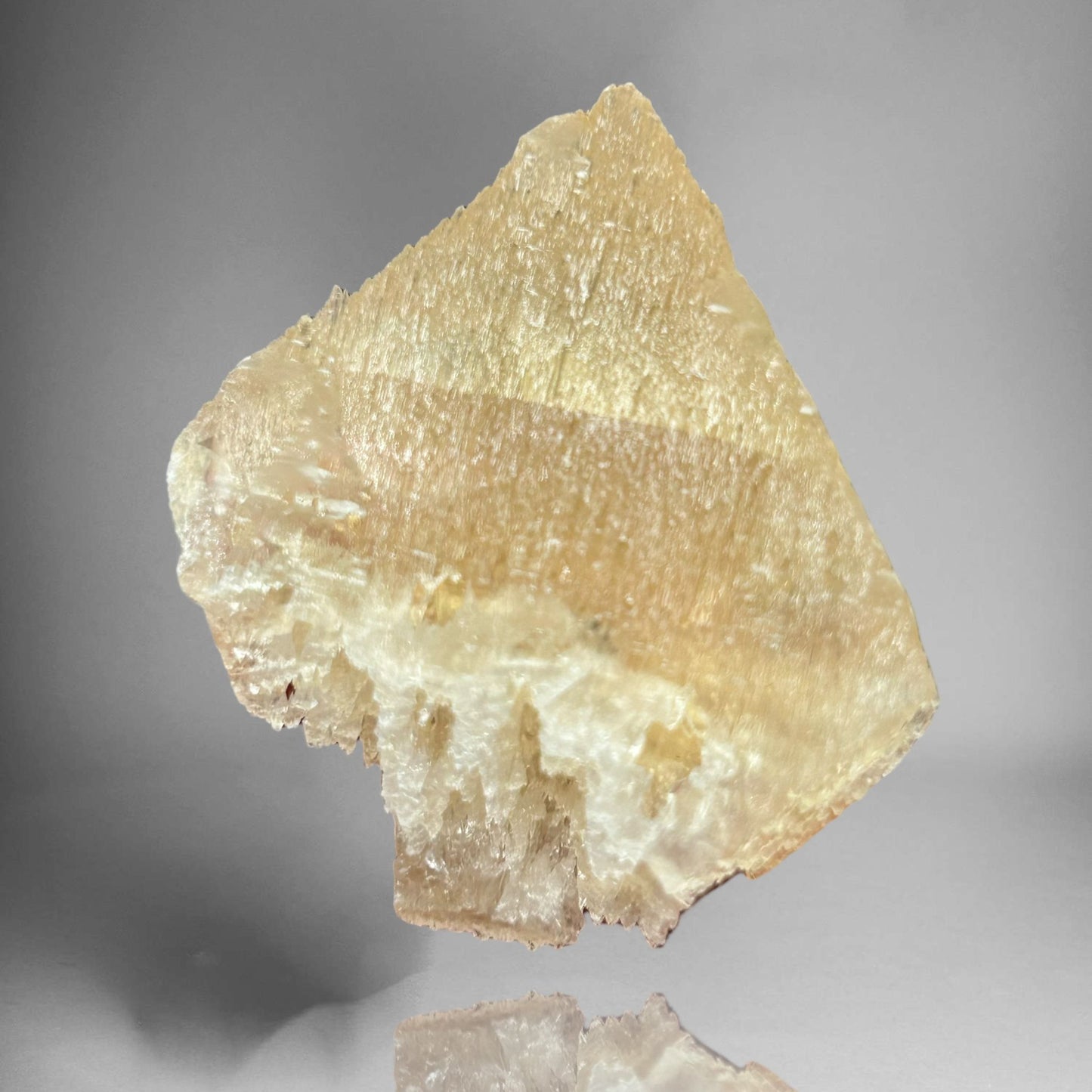 Calcit-Schwimmer/Calcite floater - Huneberg Quarry, Harz Mts