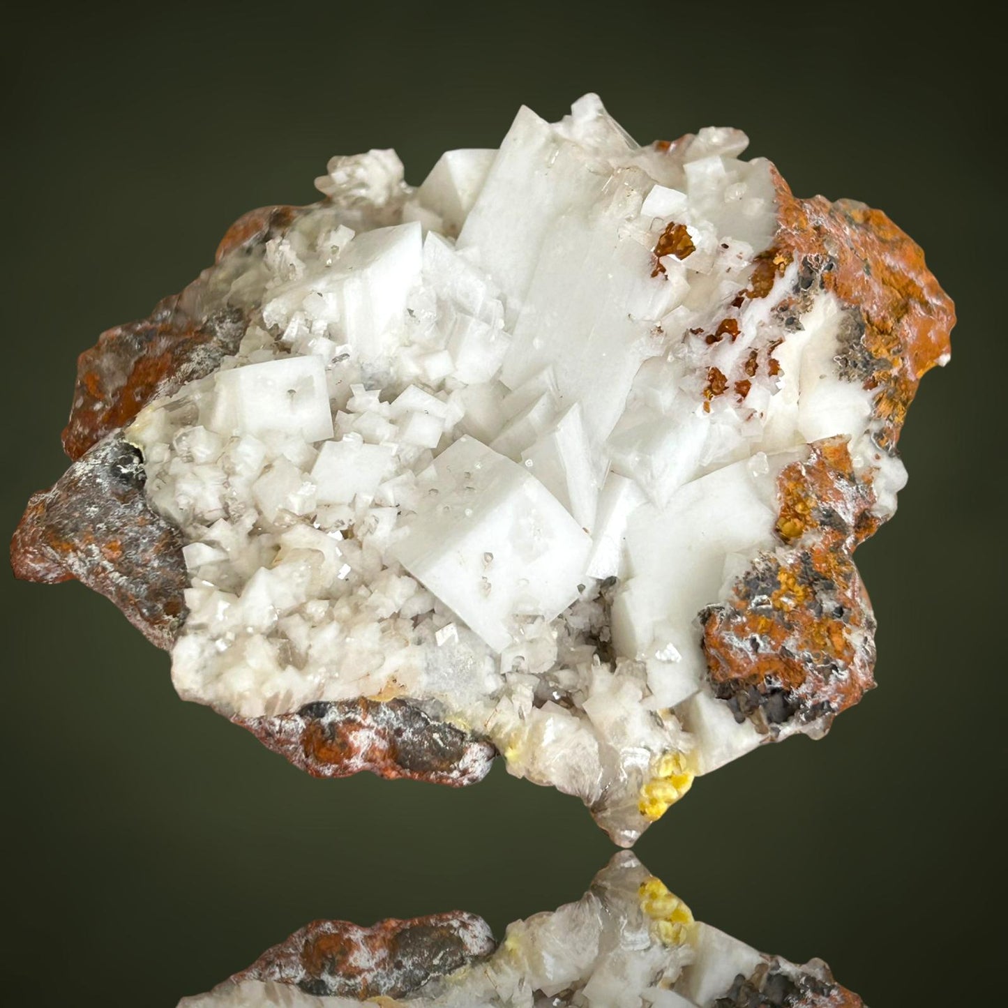 Calcite, Hemimorphite, Mimetite - Ojuela Mine