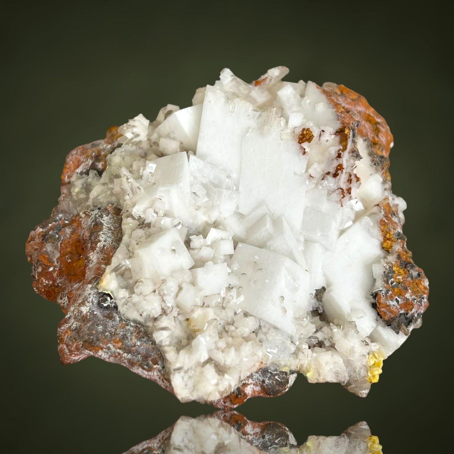 Calcite, Hemimorphite, Mimetite - Ojuela Mine