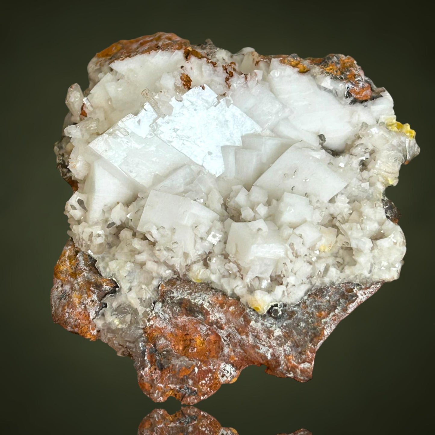 Calcite, Hemimorphite, Mimetite - Ojuela Mine