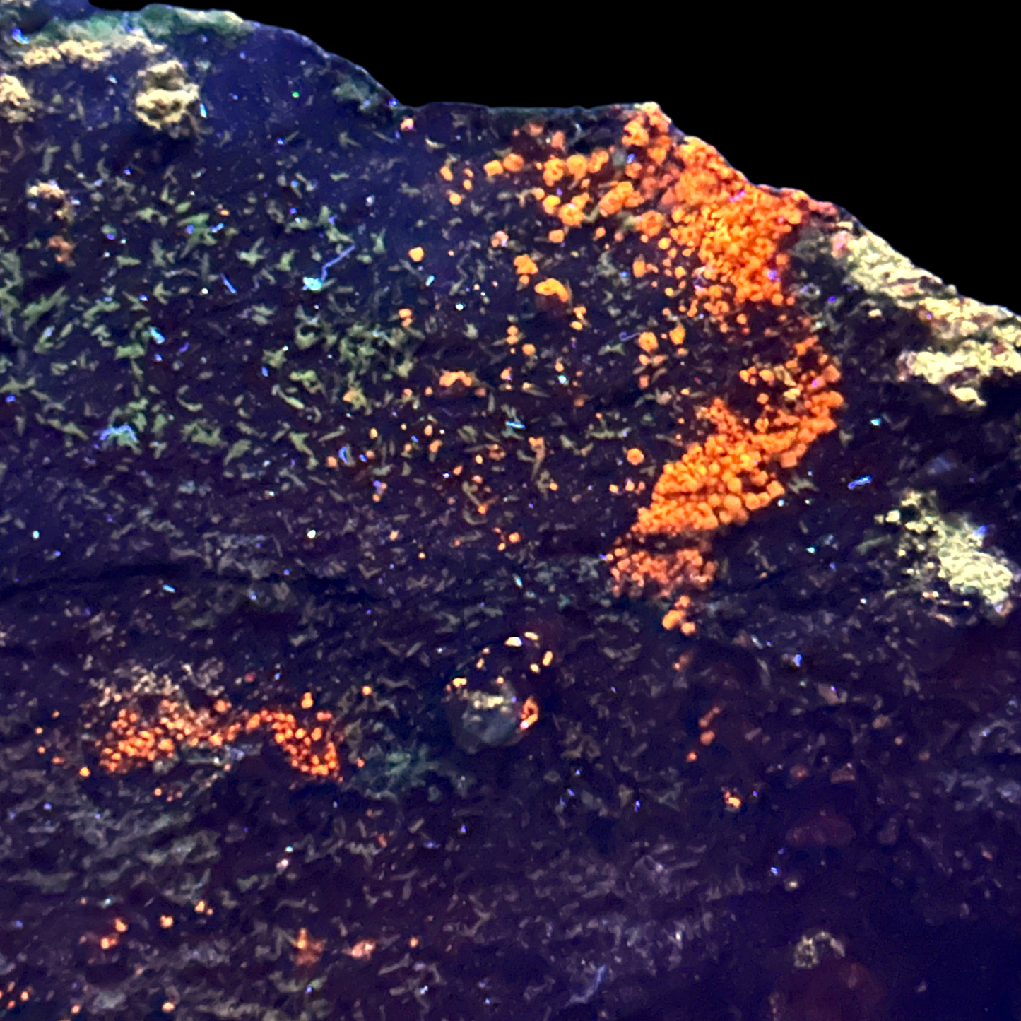 Pyromorphite - Longkamp, Hunsrück, Germany