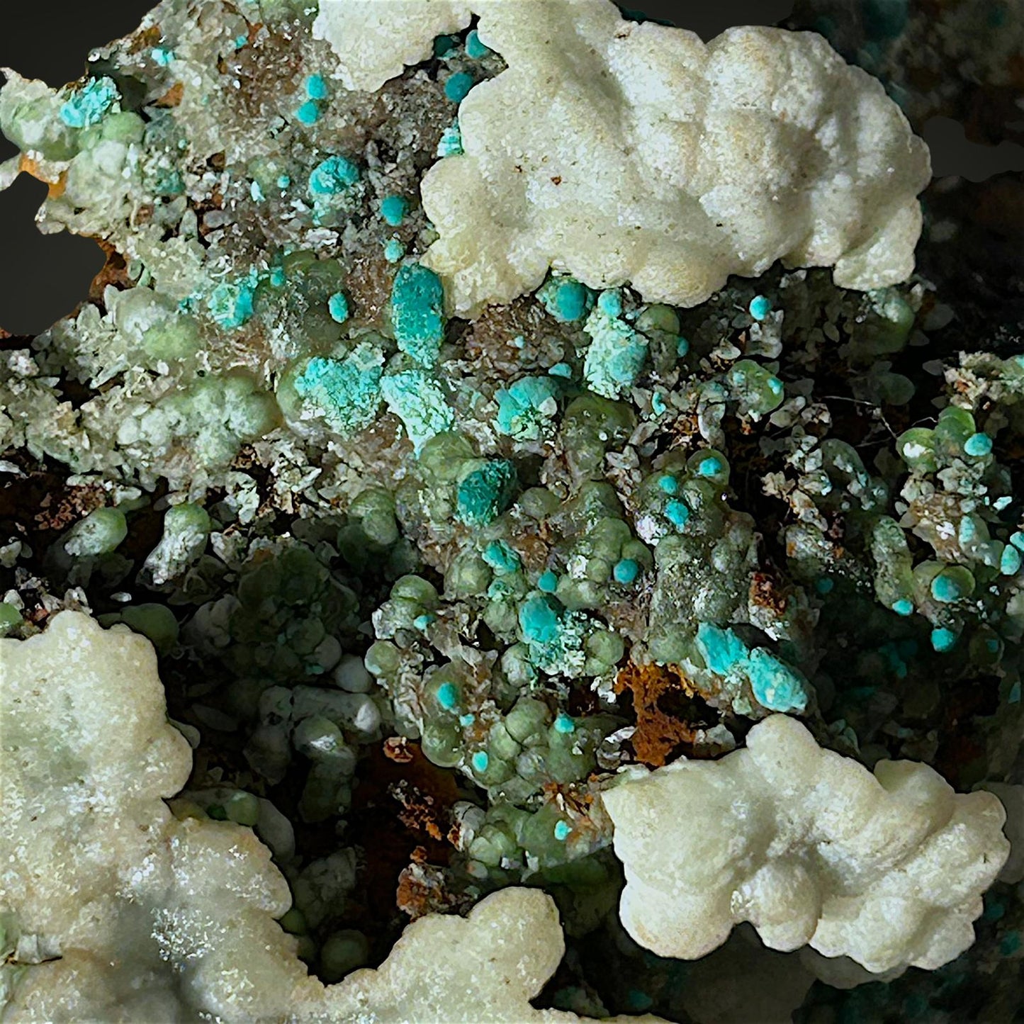 Smithsonite, Aragonite, Rosasite - Lavrion, Greece