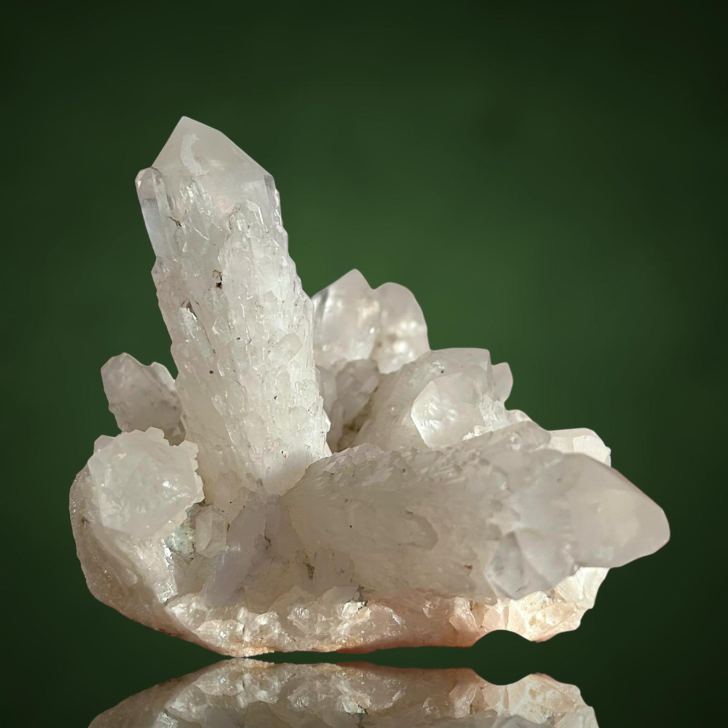 Japan-Law Twin Quartz - Madagascar