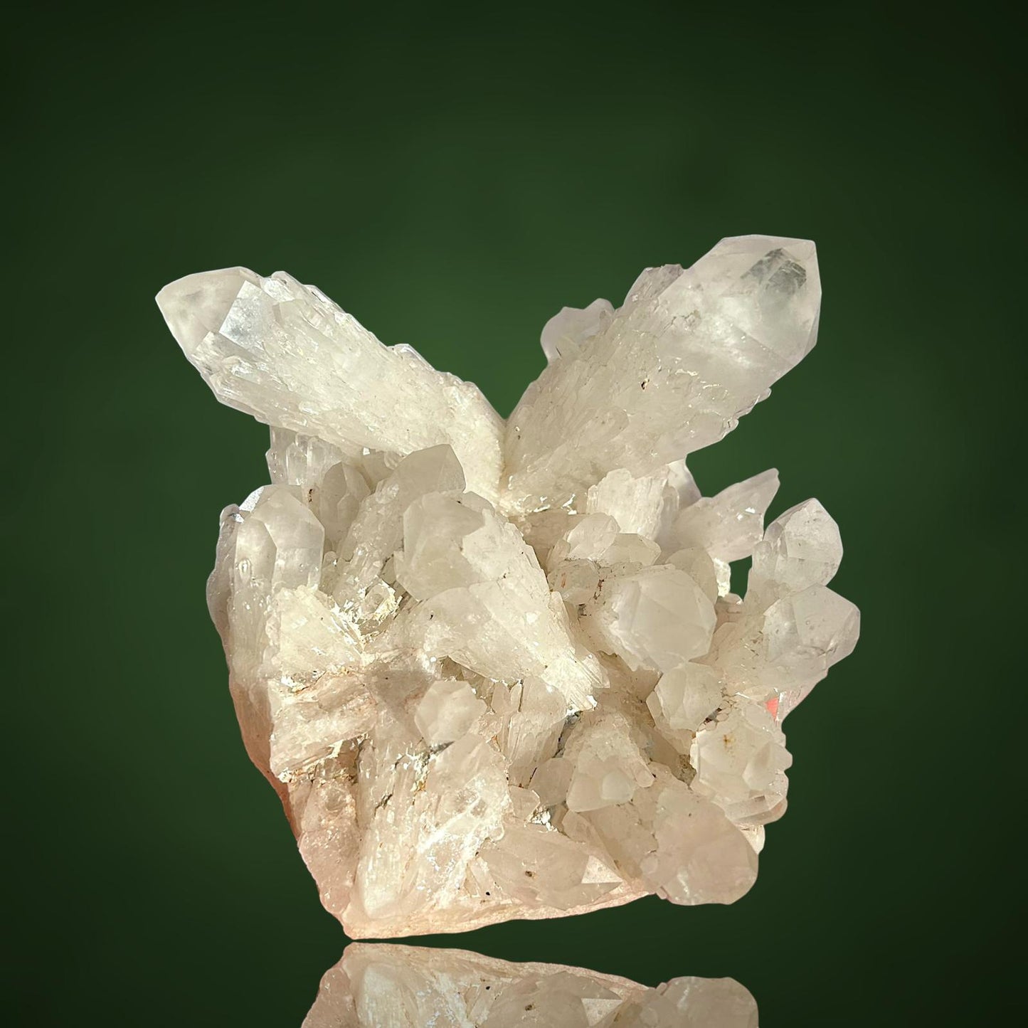 Japan-Law Twin Quartz - Madagascar