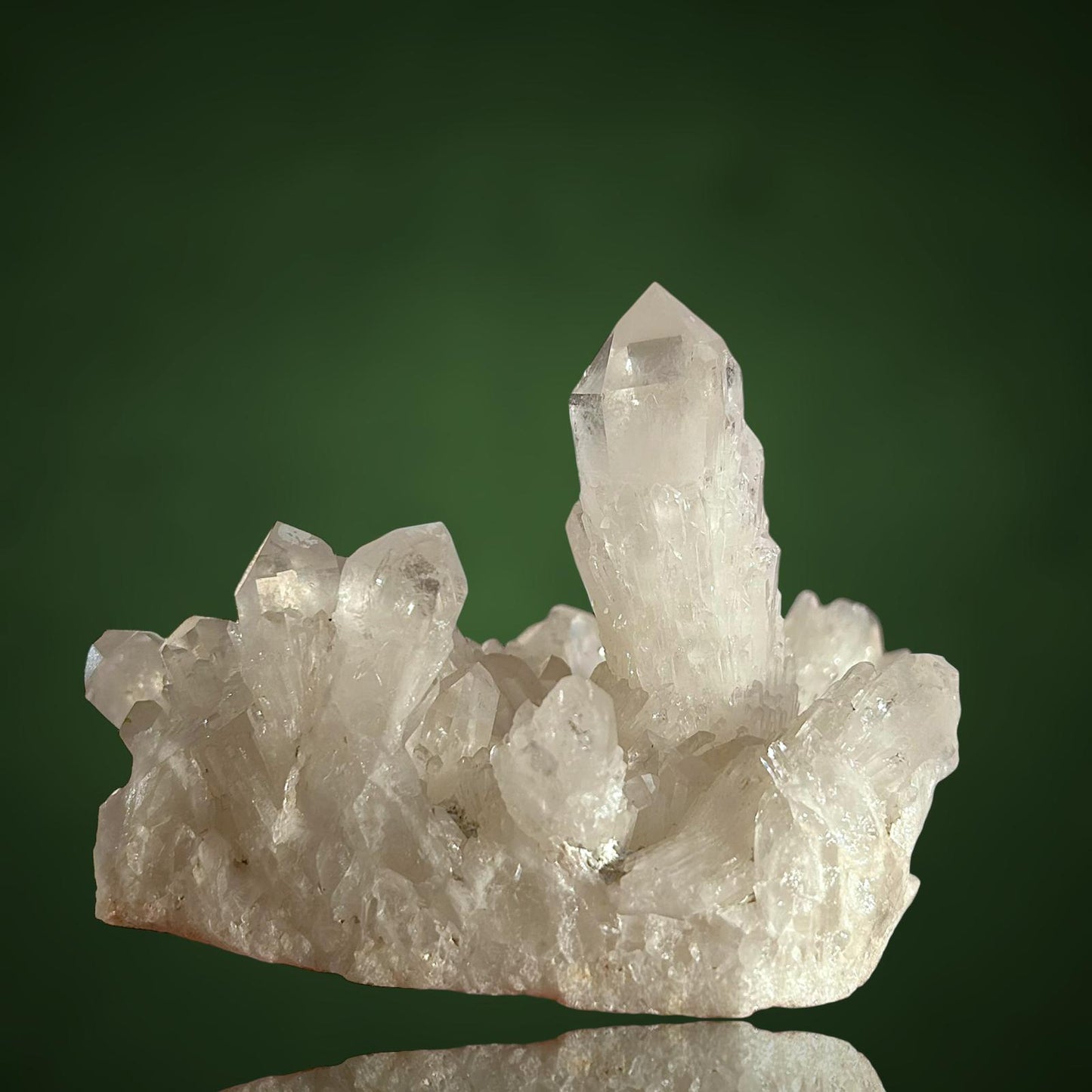 Japan-Law Twin Quartz - Madagascar