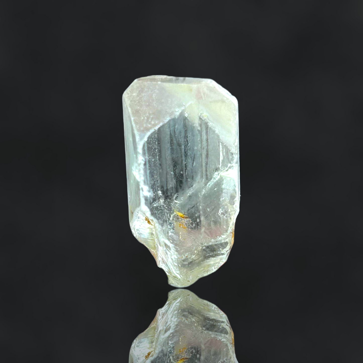 Blue Topaz - Virgem da Lapa, Brazil