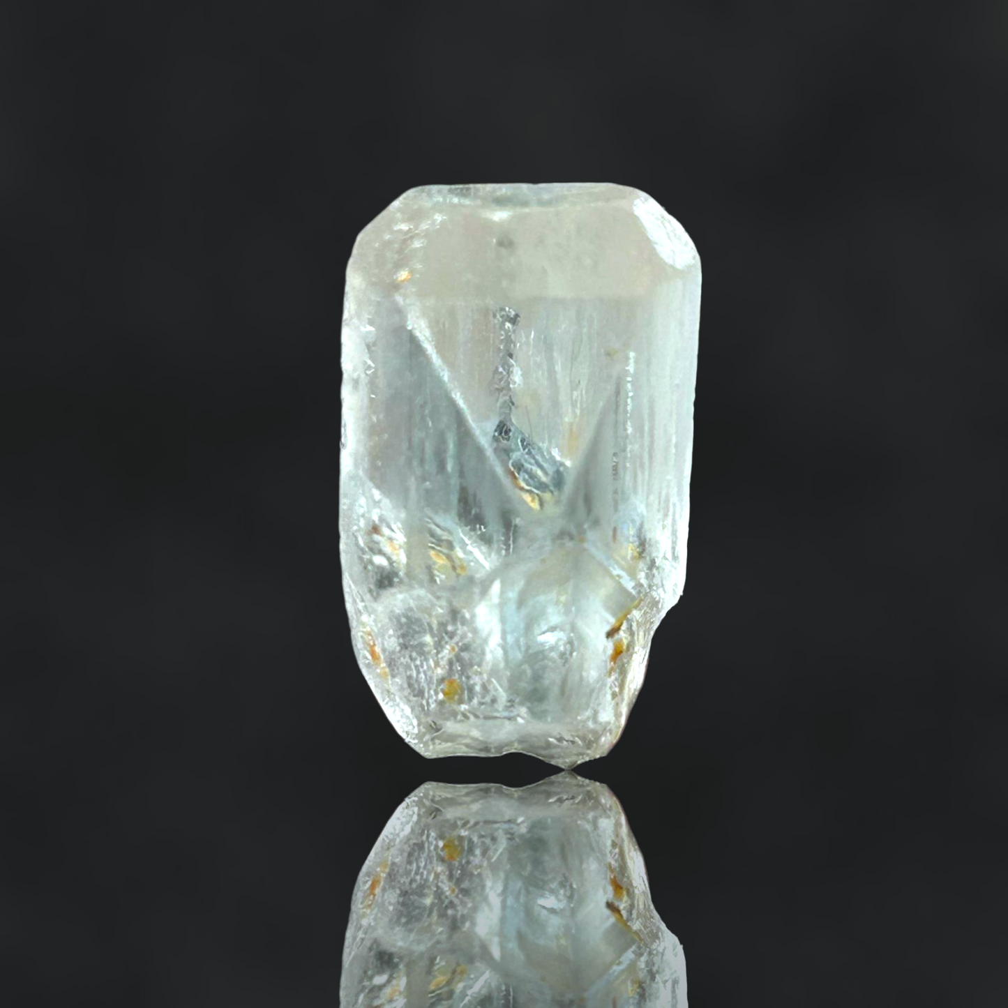 Blue Topaz - Virgem da Lapa, Brazil