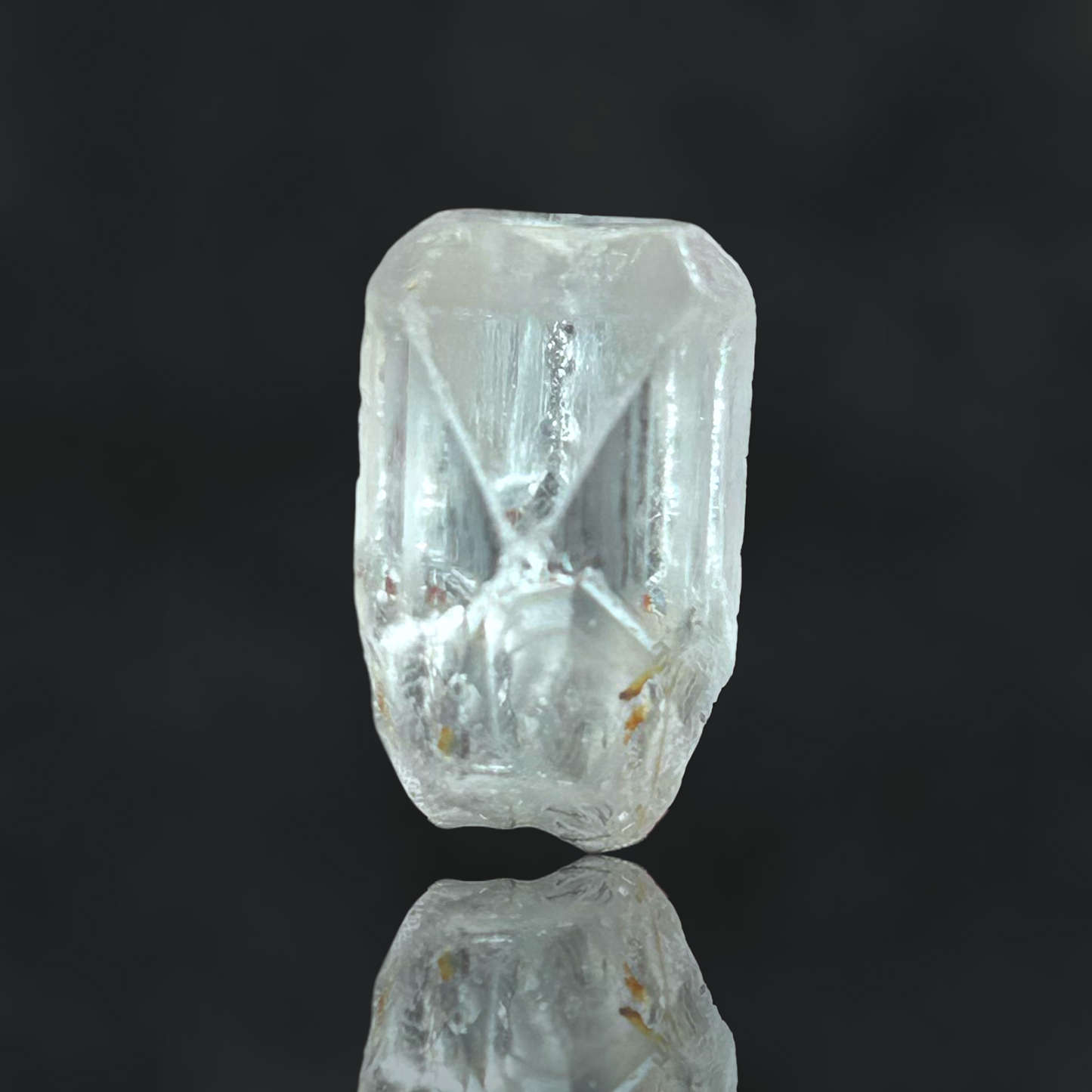 Blue Topaz - Virgem da Lapa, Brazil