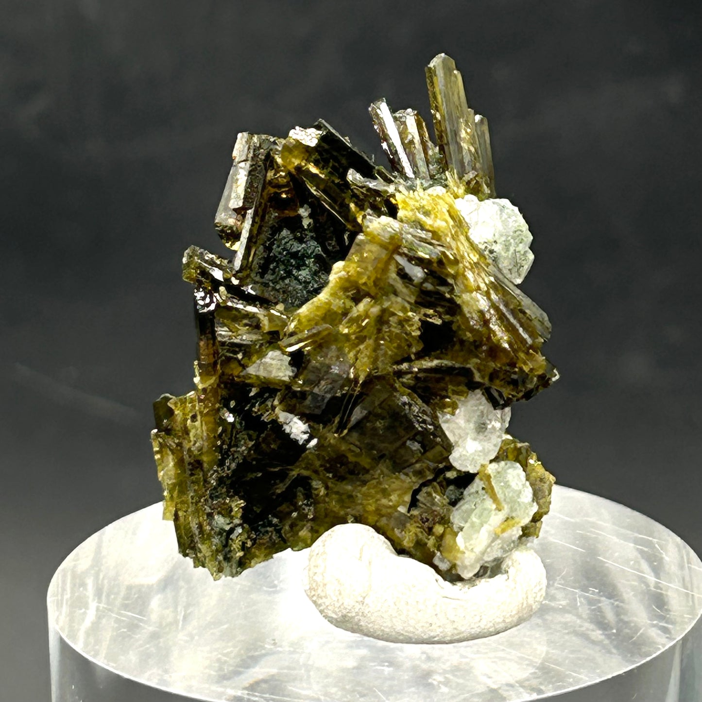 Epidote, Quartz - Alchuri, Shigar Valley