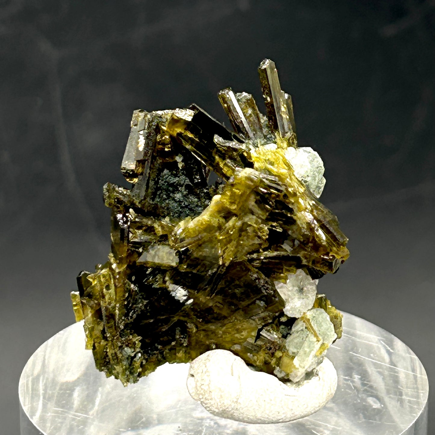 Epidote, Quartz - Alchuri, Shigar Valley